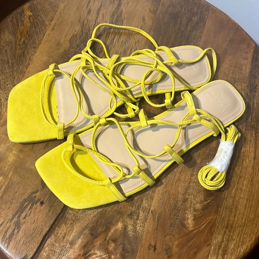 Marc Fisher Ltd Mahalia Strappy Leather Flat Sandals